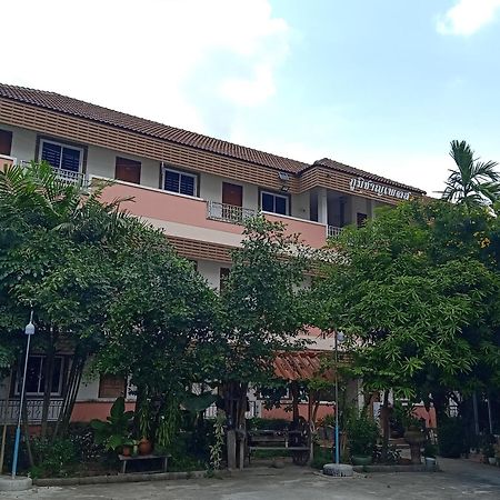 Phumchan Place Hotel Phayao Exterior photo