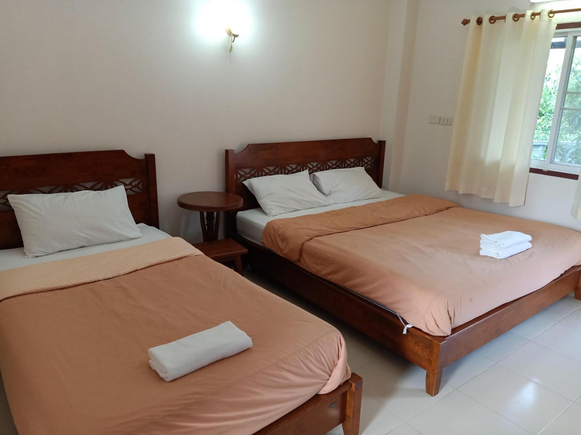 Phumchan Place Hotel Phayao Exterior photo