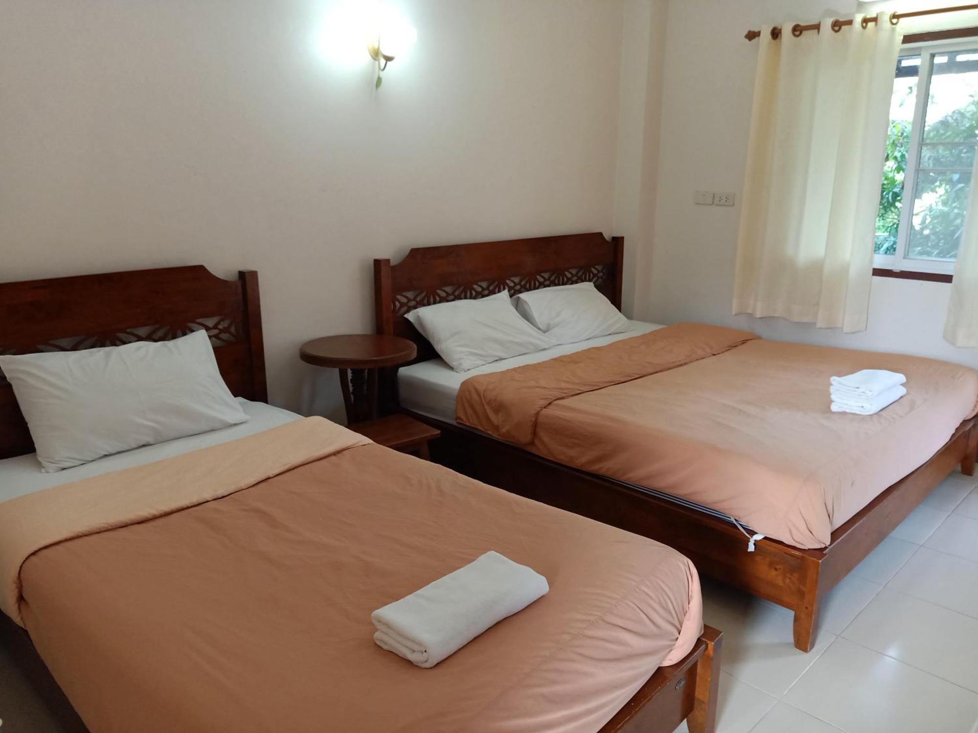 Phumchan Place Hotel Phayao Exterior photo