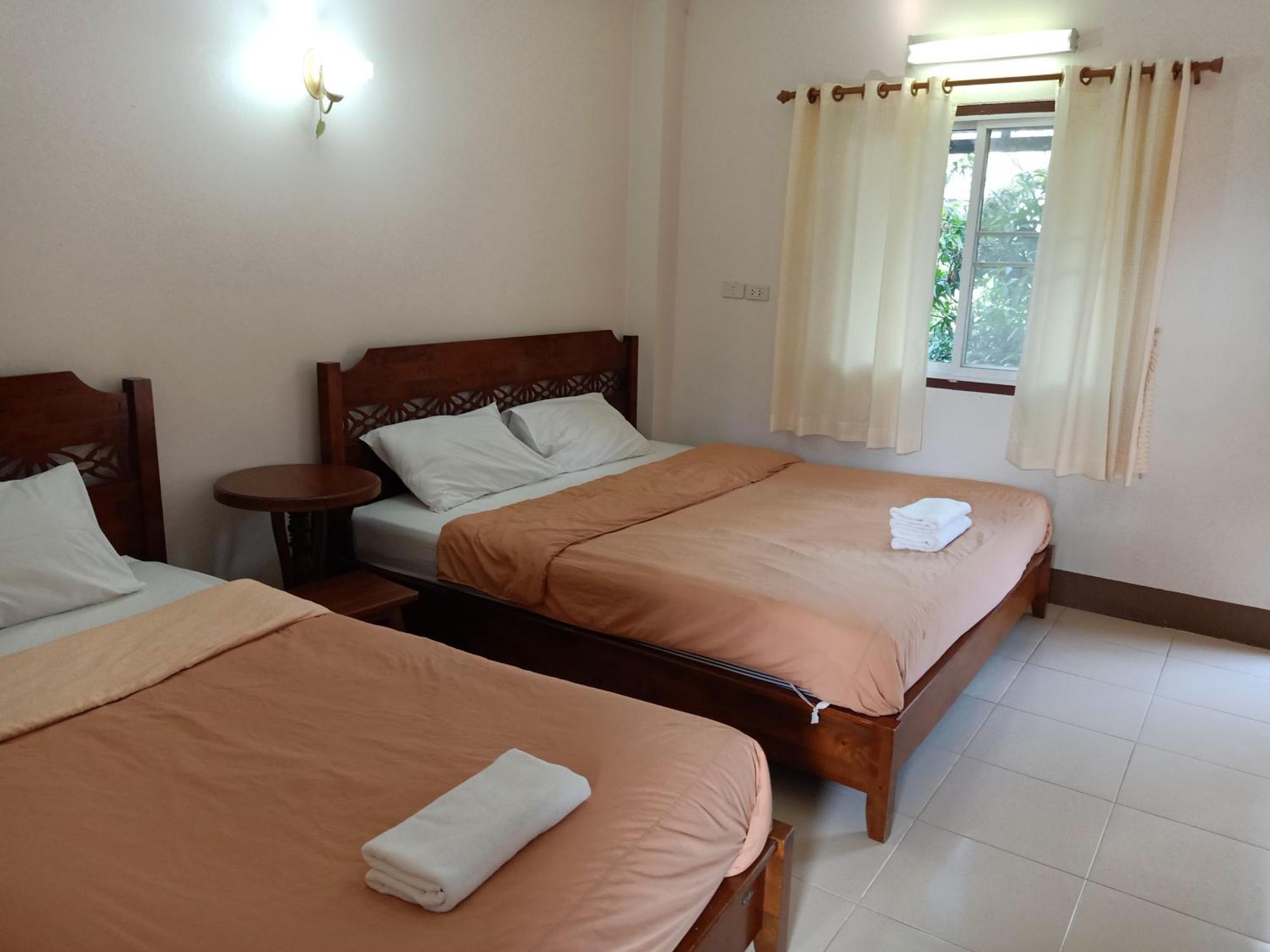 Phumchan Place Hotel Phayao Exterior photo