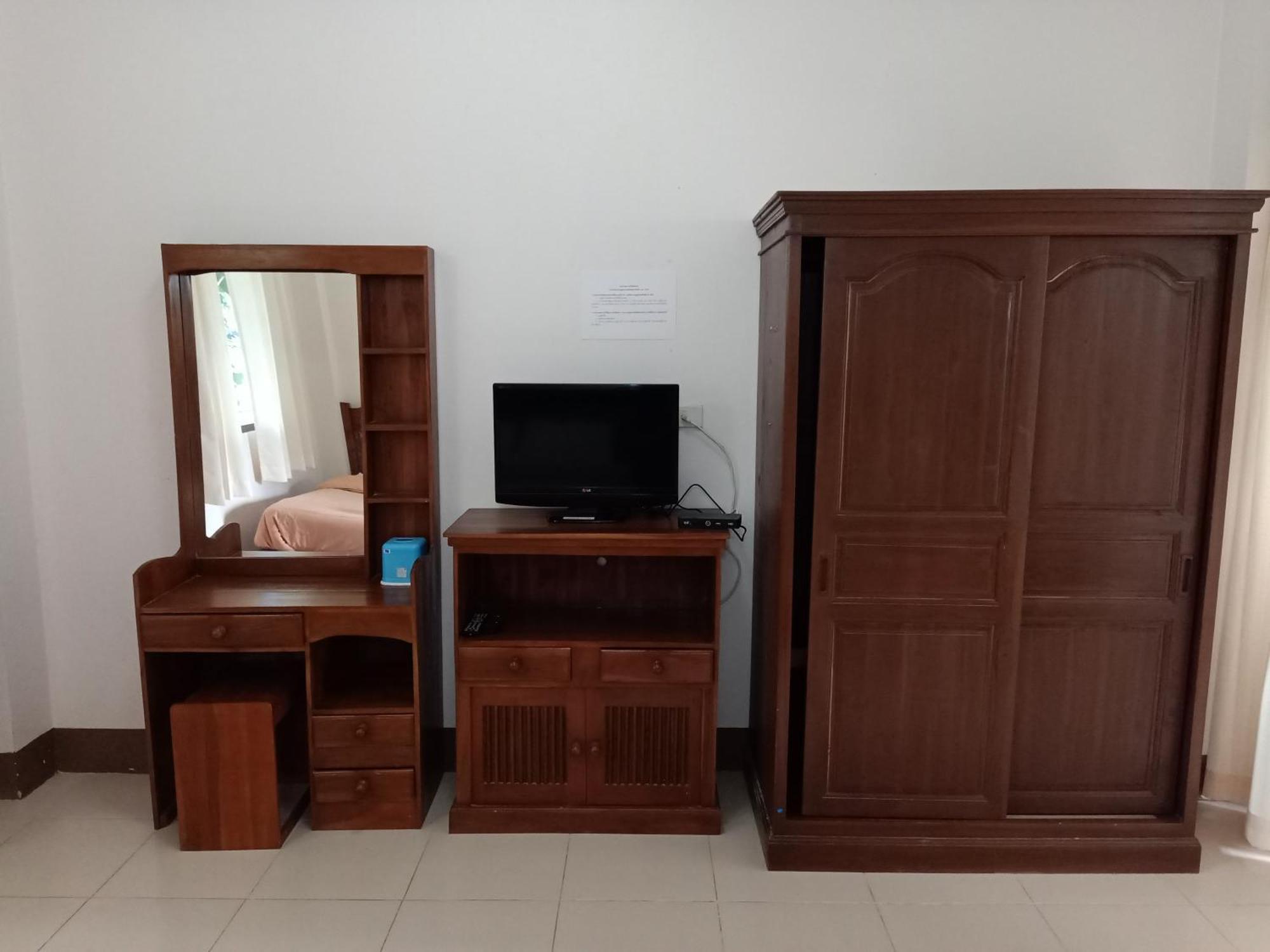Phumchan Place Hotel Phayao Exterior photo