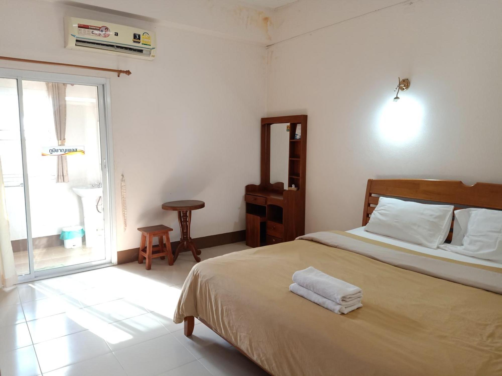 Phumchan Place Hotel Phayao Exterior photo